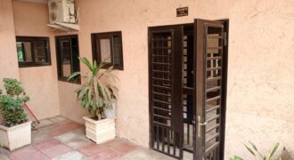 Appartement une chambre salon à louer – ACI 2000, rond-point Bougie