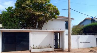 Villa duplex de standing 3 chambres à louer – début de Sébénikoro