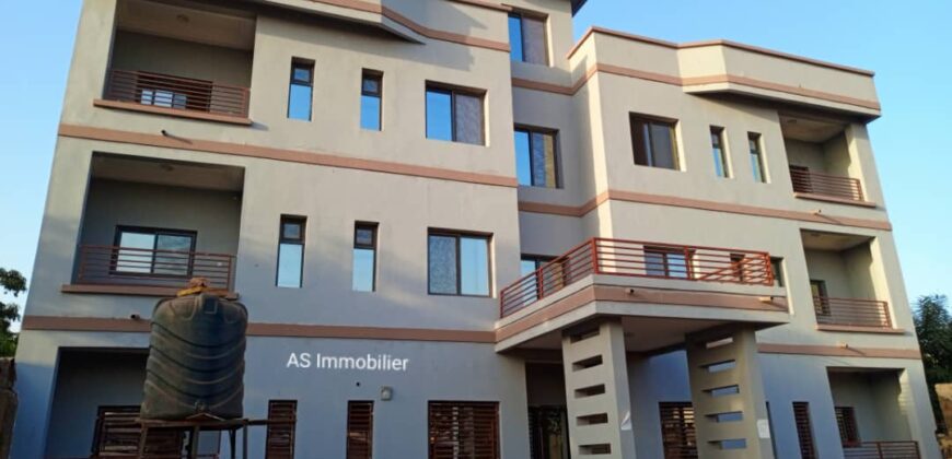 Appartement non meublé de 2 chambres à louer à hamdallaye