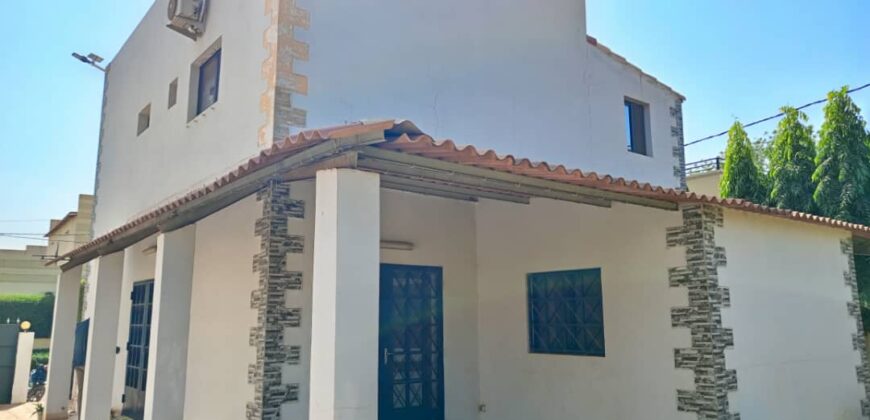 Duplex à louer à sébénikoro