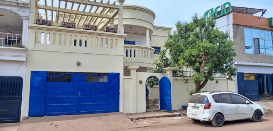 Duplex à louer à l&rsquo;aci 2000 pour bureau ou habitation