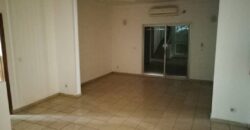 Duplex à louer à l’aci 2000 pour bureau ou habitation Duplex à louer à l’aci 2000 pour bureau ou habitation