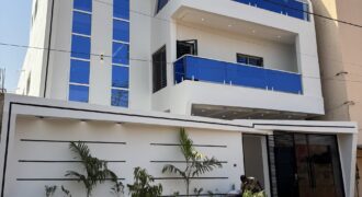 Duplex 5 chambres à vendre sur 300 m² en titre foncier – Sotuba ACI