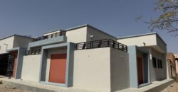 Villa 3 chambres à vendre sur 263 m² en titre foncier – Siracoro Cité Villa 3 chambres à vendre sur 263 m² en titre foncier – Siracoro Cité