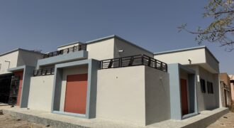 Villa 3 chambres à vendre sur 263 m² en titre foncier – Siracoro Cité