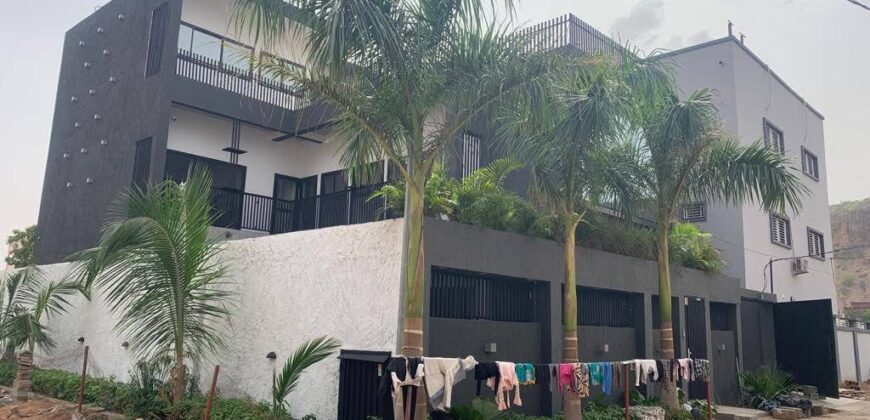 Villa duplex 6 chambres avec piscine à vendre – Sébénikoro, Cité Air France