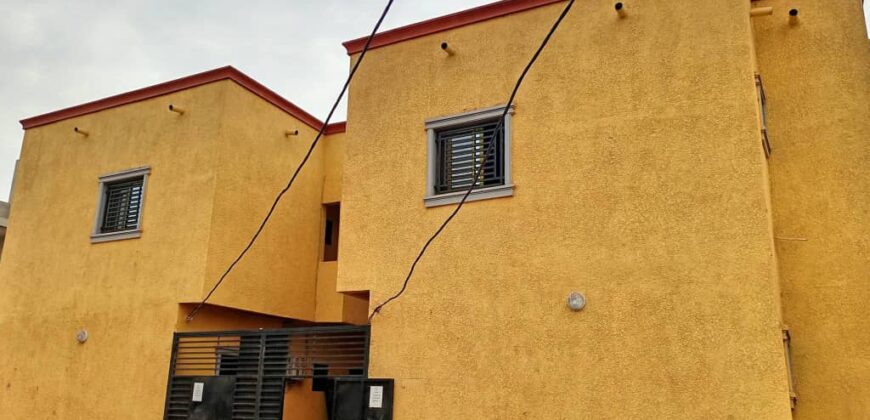 Appartement non meublé de 2 chambres à louer à magnambougou corniche