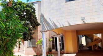 Duplex de standing 5 chambres avec piscine à louer – ACI 2000