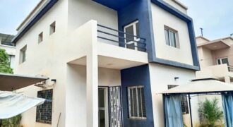 Villa duplex de standing 4 chambres à louer – début de Sébénikoro, Cité BMS
