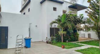 Villa duplex de standing 4 chambres à louer – début de Sébénikoro