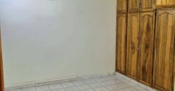 Bâtiment commercial à louer à l’aci 2000 Bâtiment commercial à louer à l’aci 2000