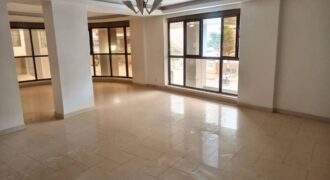 Bureaux 3 postes avec salle de conférence à louer – ACI 2000