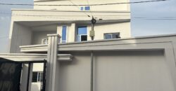 Triplex 4 chambres avec piscine à vendre sur 405 m² en titre foncier – Sotuba ACI Triplex 4 chambres avec piscine à vendre sur 405 m² en titre foncier – Sotuba ACI