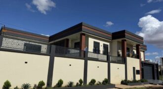 Villa duplex ultramoderne 6 chambres avec piscine à vendre sur 595 m² en TF – Sotuba ACI