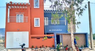 Villa duplex neuve 5 chambres à vendre sur 250 m² en TF – Sébénikoro Dorodougou