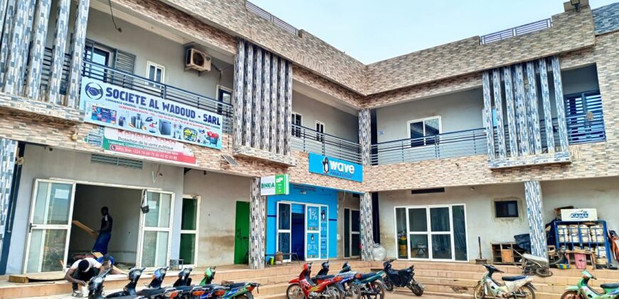 Bureau 2 postes avec salle de réunion à louer – Sébénikoro