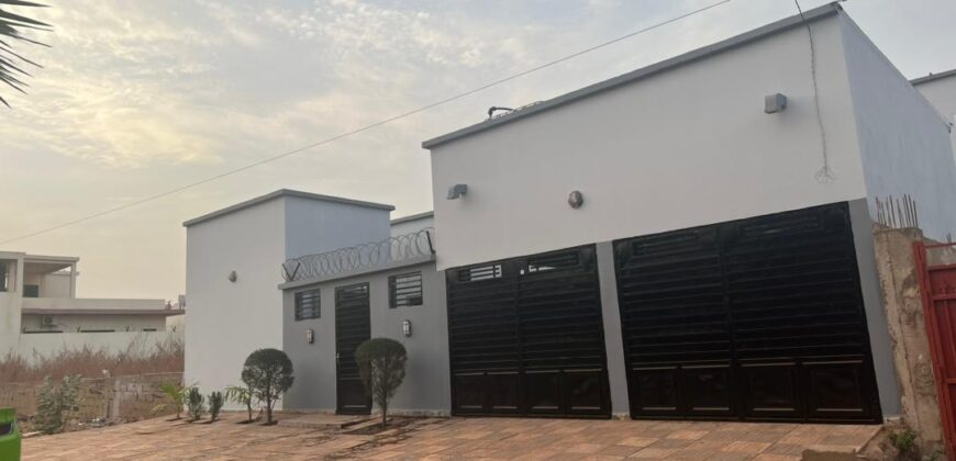 Villa 3 chambres à vendre sur 300 m² en titre foncier – Sirakoro-Cité, près de l&rsquo;école Tina