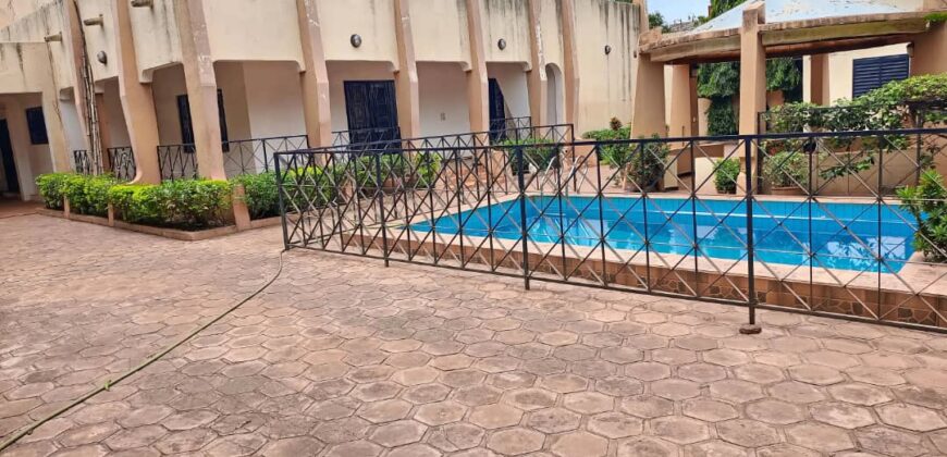 Villa meublée 4 chambres avec piscine à louer – Hippodrome, Bamako