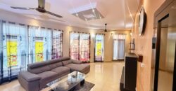 Appartement meublé F3 de 135 m² à louer – Hamdallaye ACI 2000 (C2) Appartement meublé F3 de 135 m² à louer – Hamdallaye ACI 2000 (C2)
