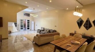 Duplex 3 chambres avec piscine à louer – Faso Kanu, Magnambougou