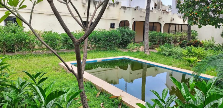 Villa 3 ch avec piscine à louer – Badalabougou Est, Bamako